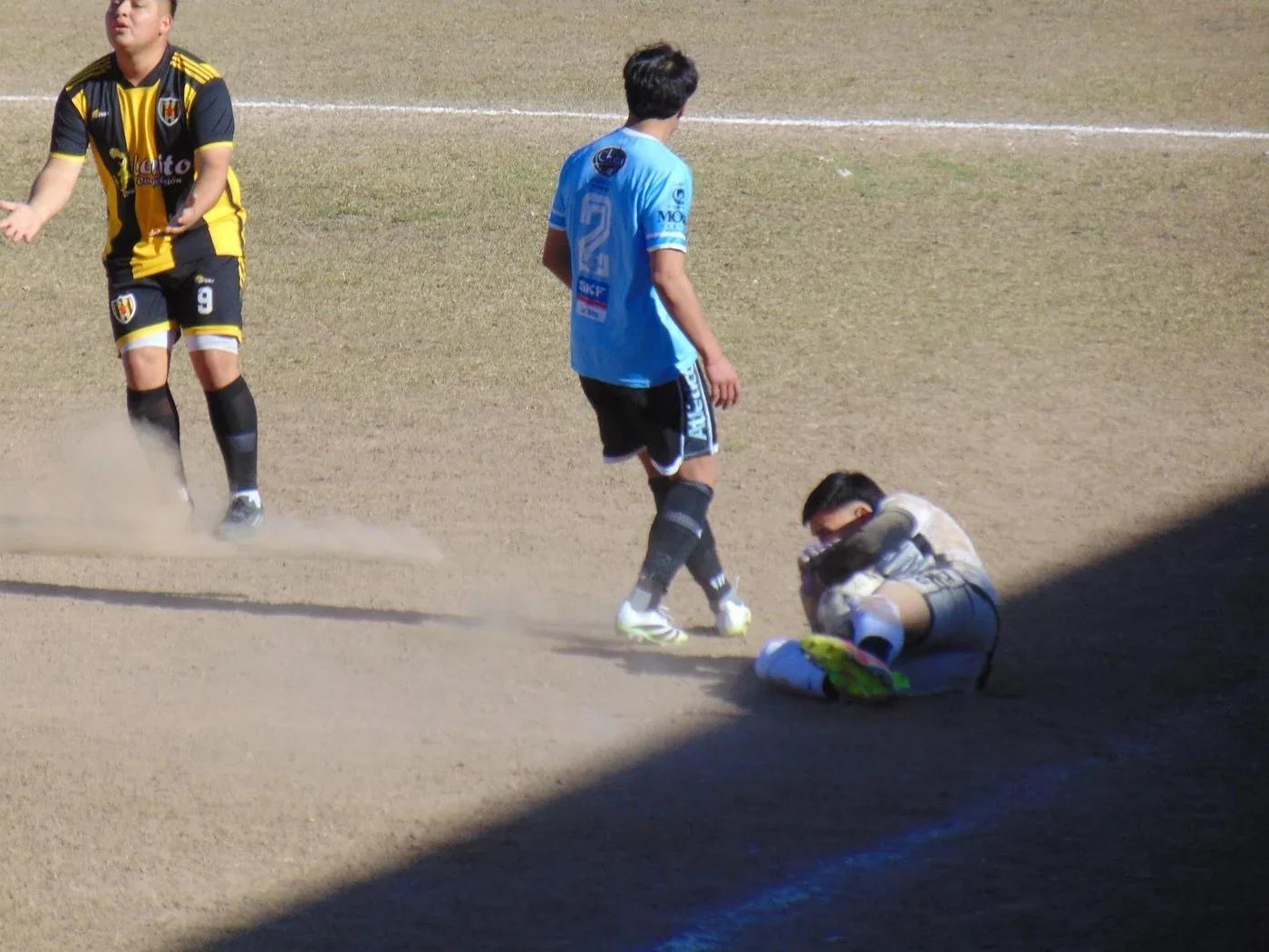 Fútbol de Chilecito: Estrella Roja y Atlético Chilecito dividieron los puntos