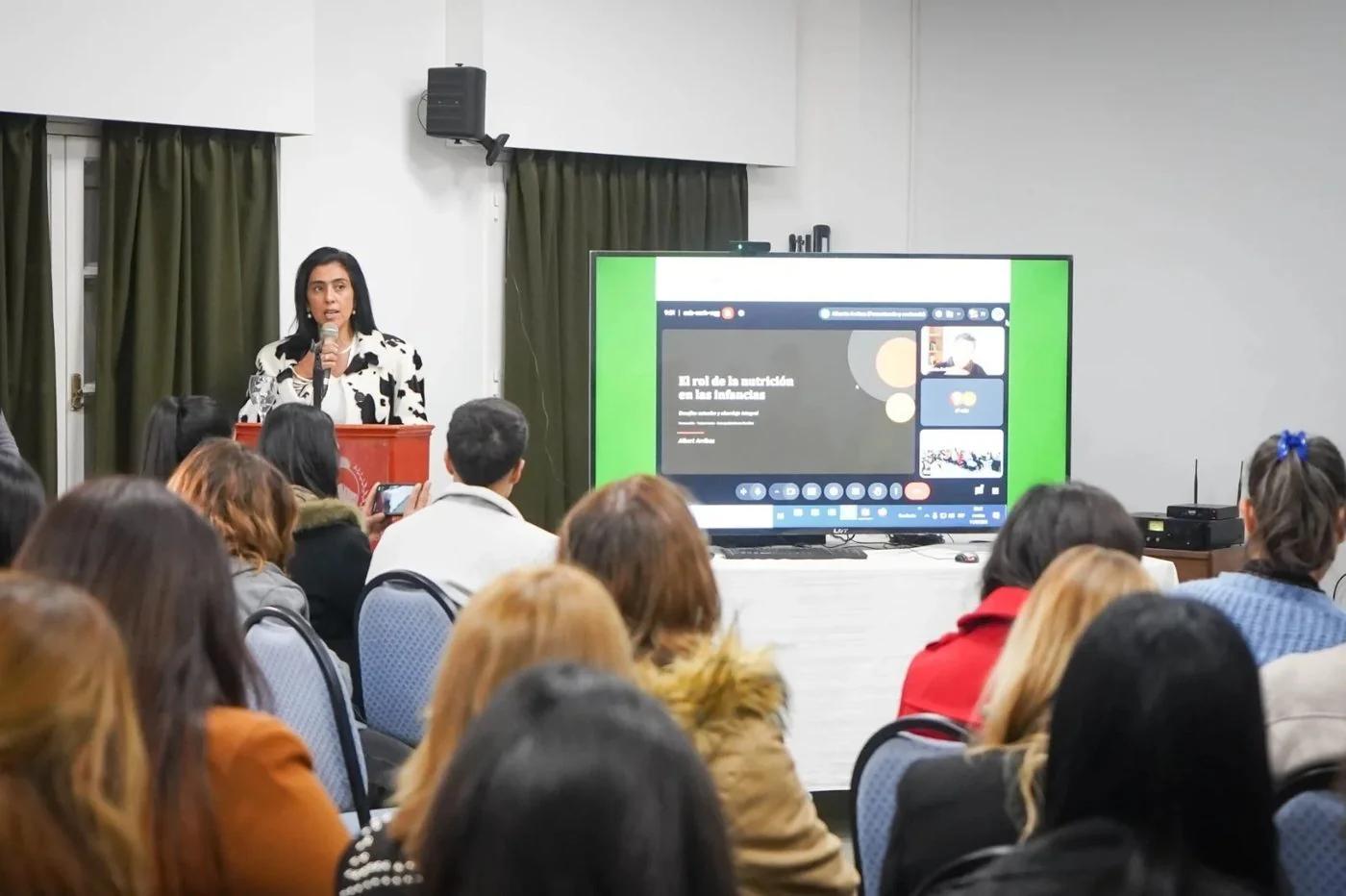 Promueven hábitos saludables para prevenir la obesidad desde los primeros años