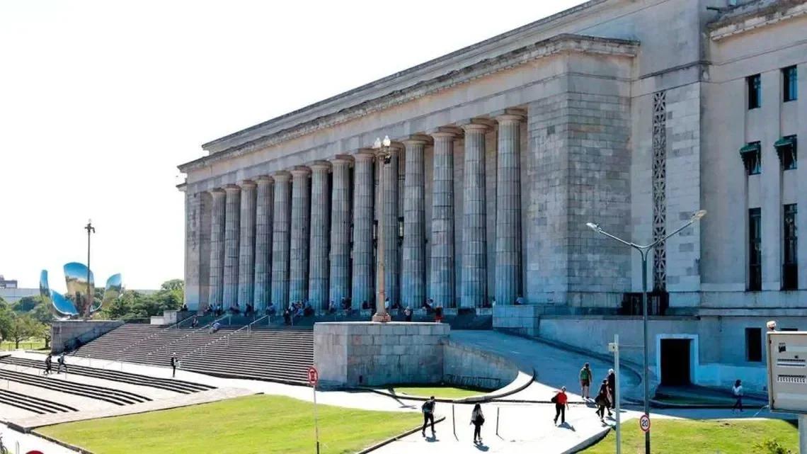 PARO NACIONAL UNIVERSITARIO EL 12 DE AGOSTO