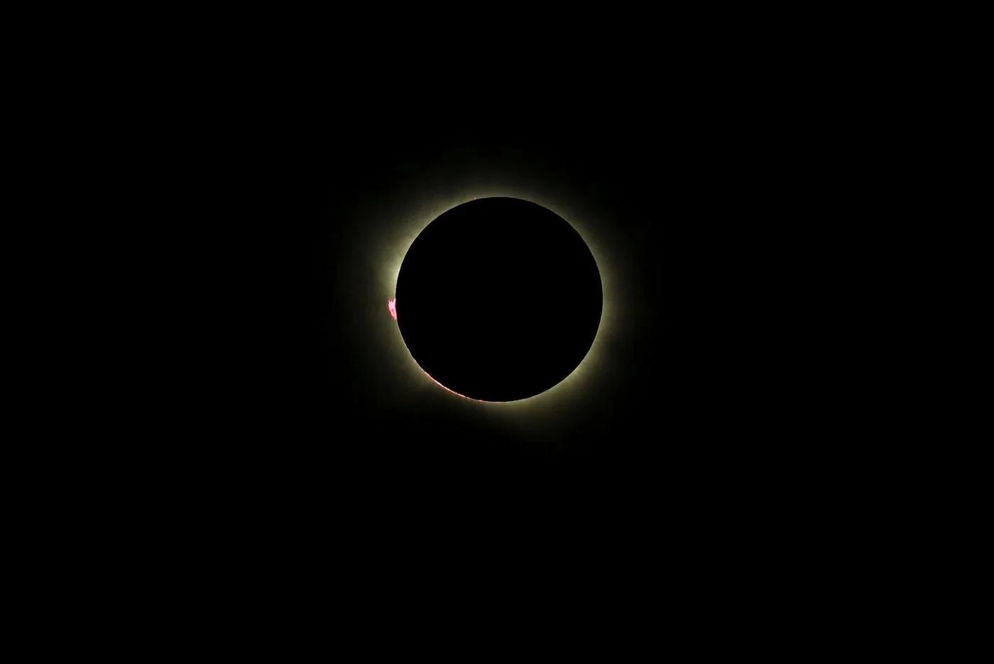 Eclipse Solar total hoy: así se vivió el fenómeno que convirtió el día en noche