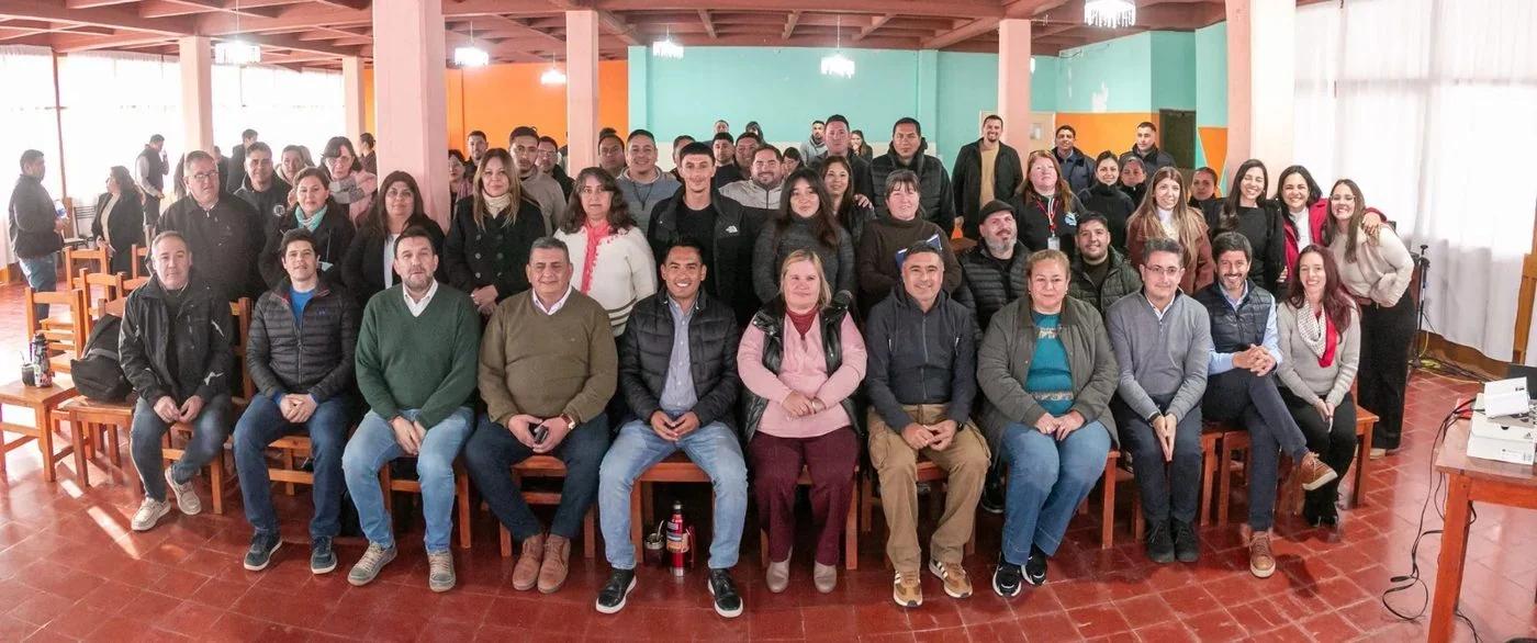 Coordinan el plan de desarrollo de minerales no metalíferos en Los Llanos