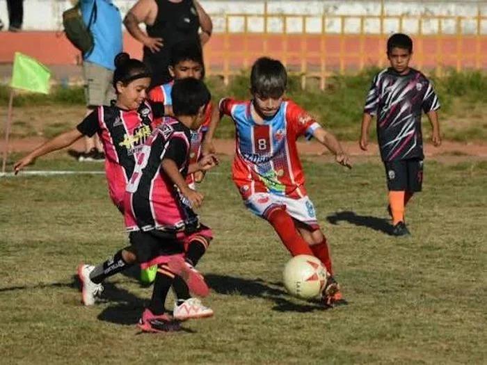 Arranca el torneo Chayerito 2026 en el Colegio Medico