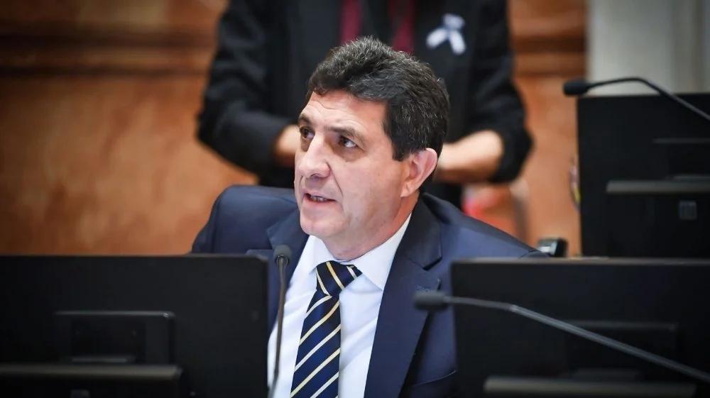 REJAL SE OPONE A LA LEY DE LEMAS Y PROPONE INTERNAS ABIERTAS