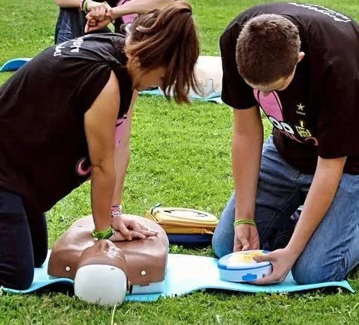 Capacitación en RCP para entrenadores y público en La Rioja