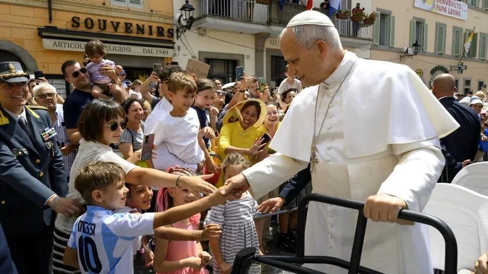 Evalúan declarar feriado o asueto por la visita del Papa a la Argentina