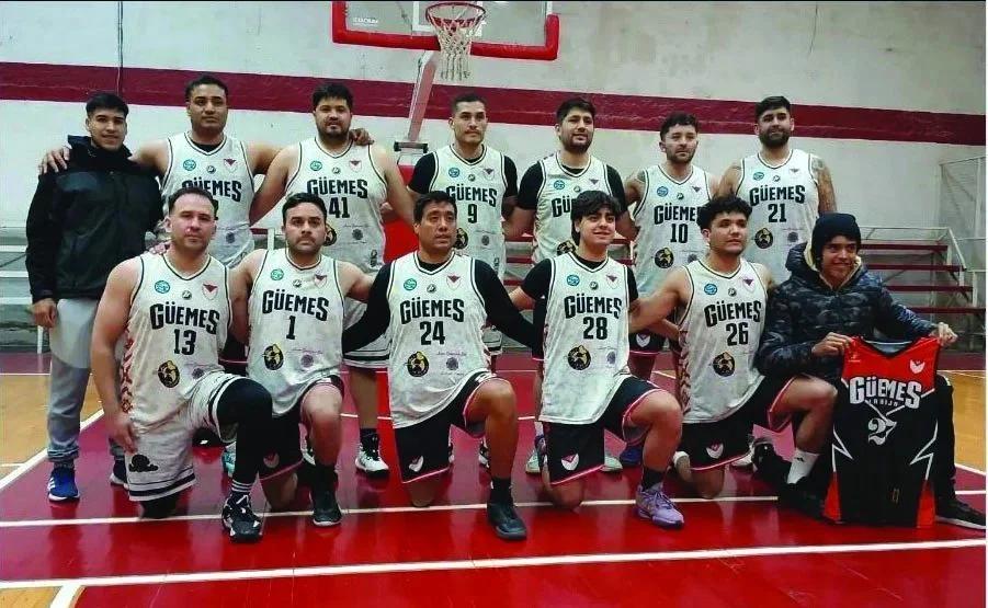 Noche de basquet en el Cristobal Romero