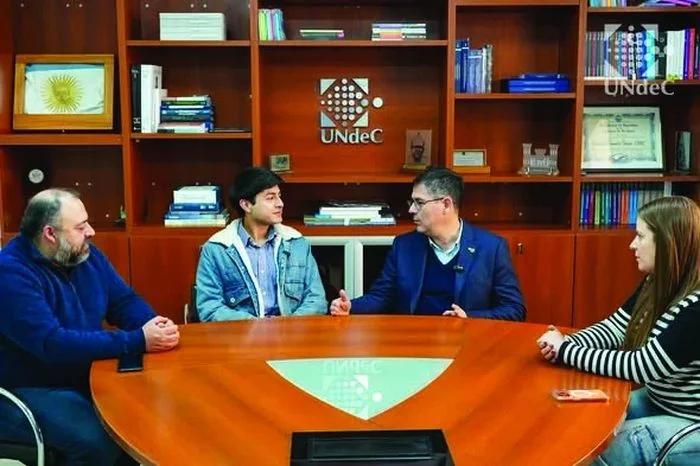 Estudiante peruano se suma a la UNdeC