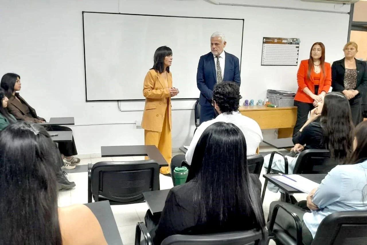 Estudiantes de la UNLaR comenzaron sus prácticas en Tribunales