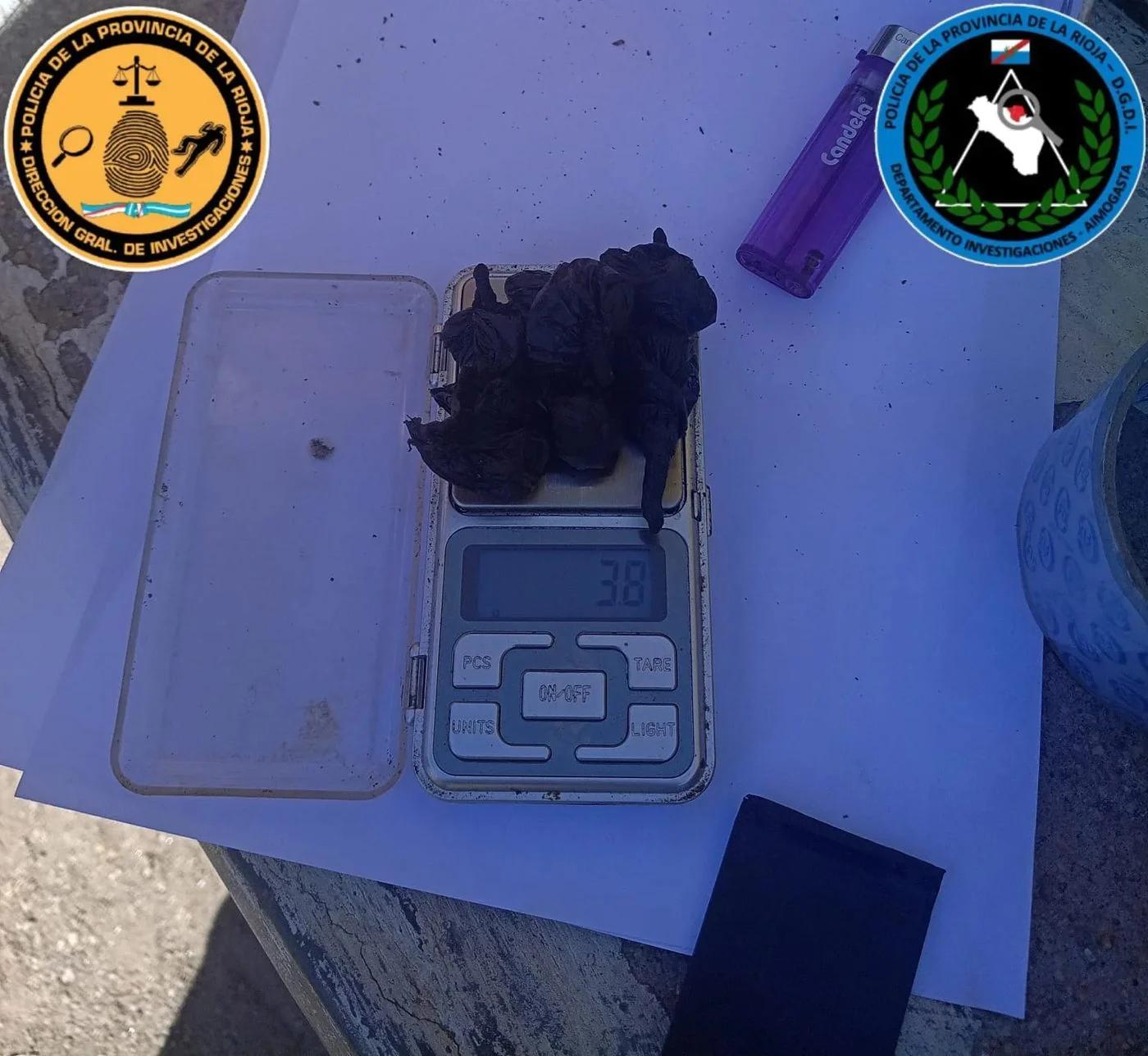 Secuestraron envoltorios con presunta marihuana en Aimogasta