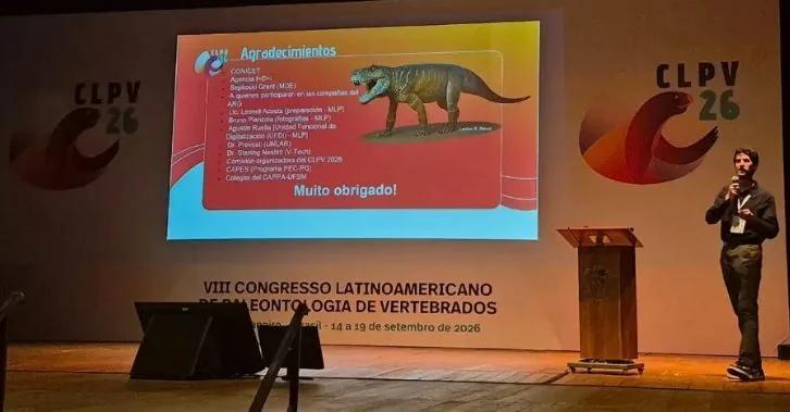 Hallazgo paleontologico riojano presentado en Brasil