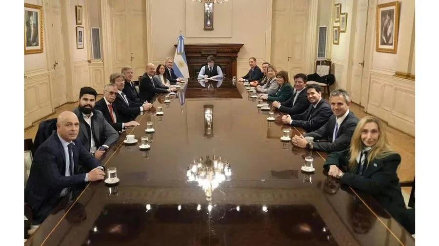 Milei celebró la baja de la inflación y definió su agenda en Casa Rosada