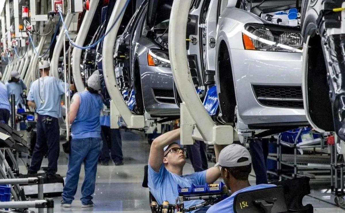 La actividad económica cayó un 2,9% en julio