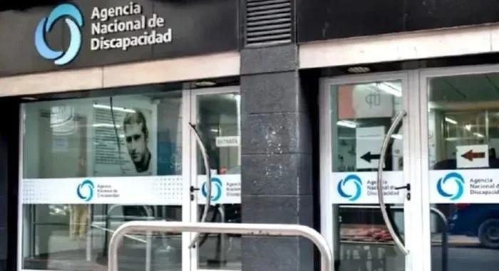 Investigan irregularidades y sobreprecios en la entrega de prótesis de la ANDIS