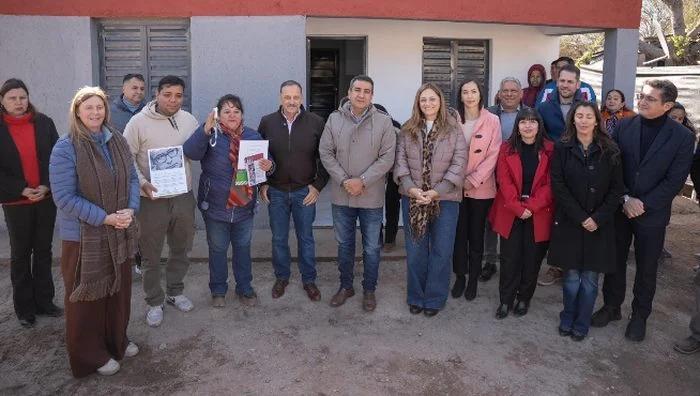 Quintela entregó la vivienda 1026 del Plan Angelelli en Olta