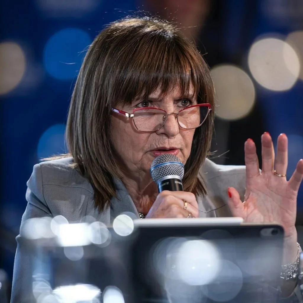 Bullrich reclama alivio fiscal y cuestiona la velocidad de la economía