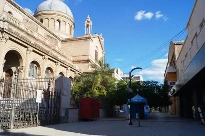 Miércoles primaveral en la Capital: ascenso térmico y una máxima de 26°C