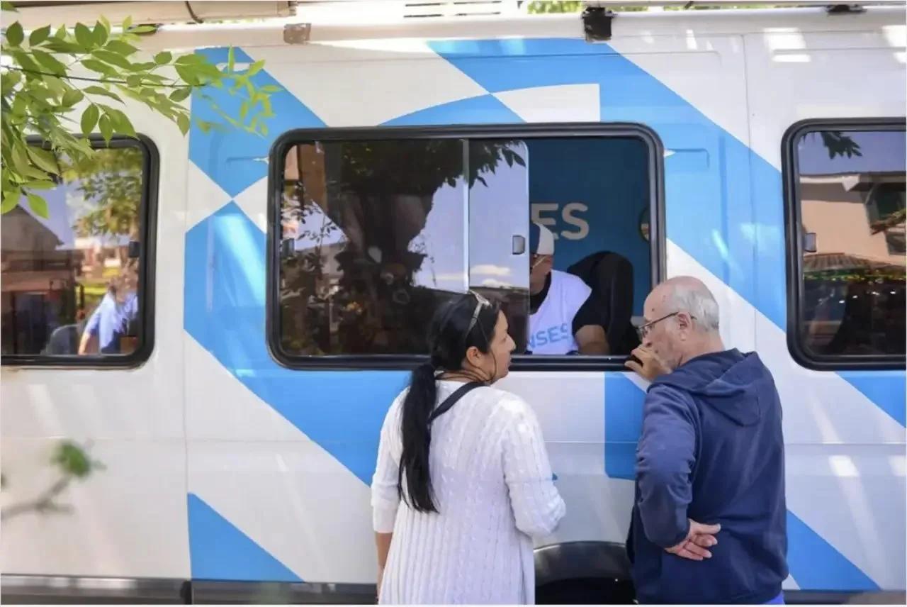 ANSES paga un bono de 70 mil pesos en noviembre