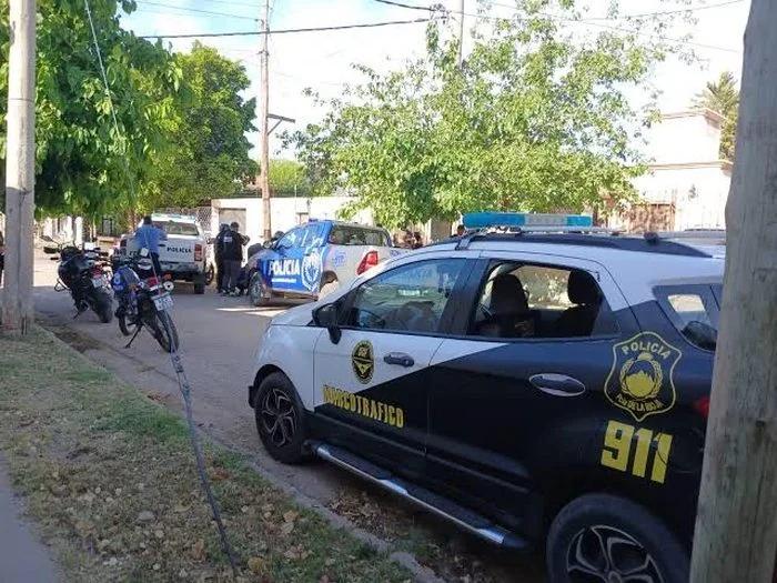 Secuestran estupefacientes y detienen a dos personas en operativos