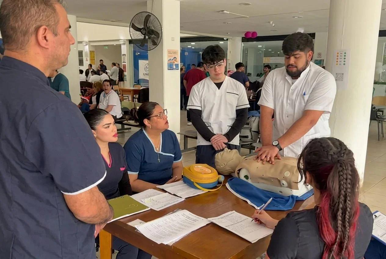 La UNLaR incorporó un simulador clínico para la enseñanza en salud