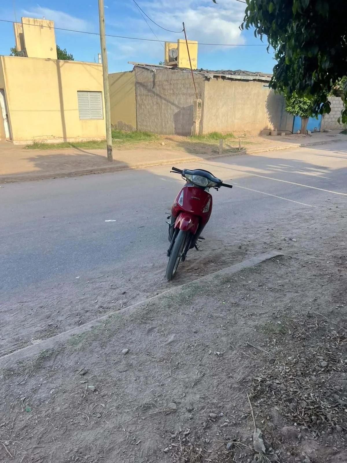 Choque y fuga en el barrio Santa Catalina