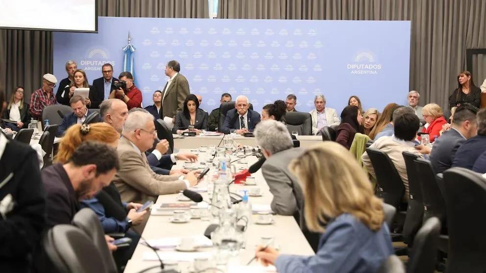 El Gobierno avanza con el proyecto de Defensa de la Soberanía en Malvinas