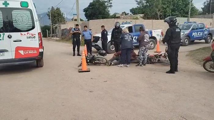 Dos heridos graves tras un choque frontal de motos