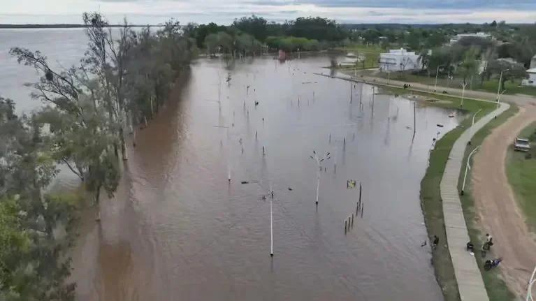 Alerta por inundaciones en el Litoral: más de 400 personas afectadas